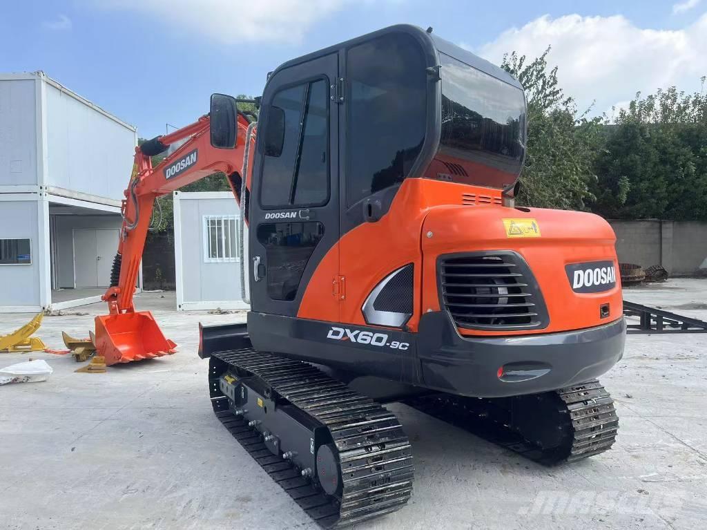 Doosan DX 60-9 C Малые экскаваторы 7т-12т