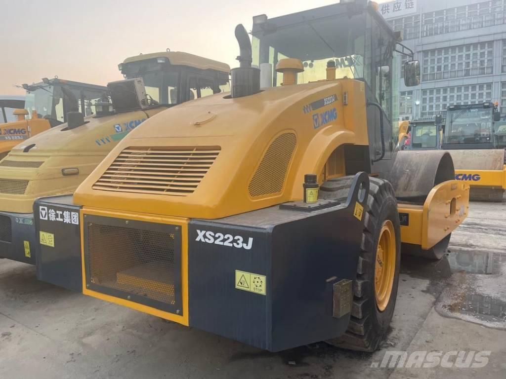 XCMG XS 223 J Грунтовые катки
