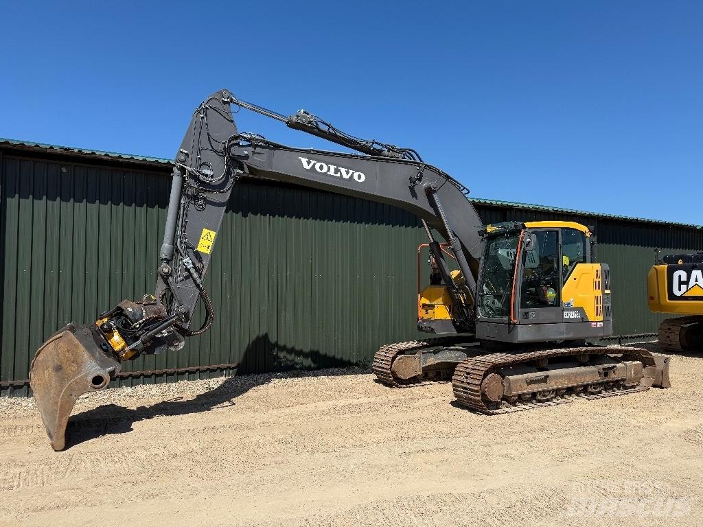 Volvo ECR 235 EL Гусеничные экскаваторы