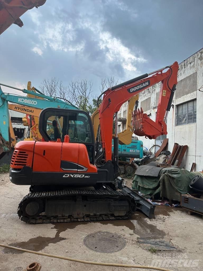 Doosan DX 60 Малые экскаваторы 7т-12т