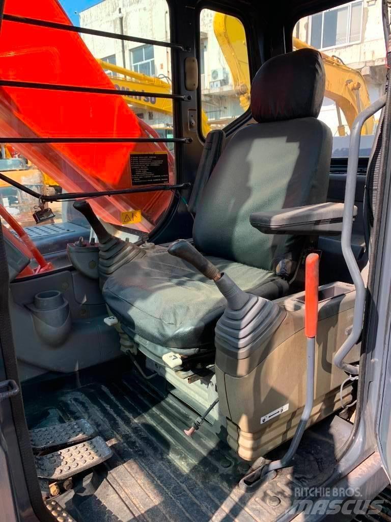 Hitachi Zaxis 240 Гусеничные экскаваторы