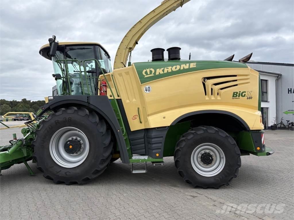 Krone BIG X 680 Прицепные кормоуборочные комбайны