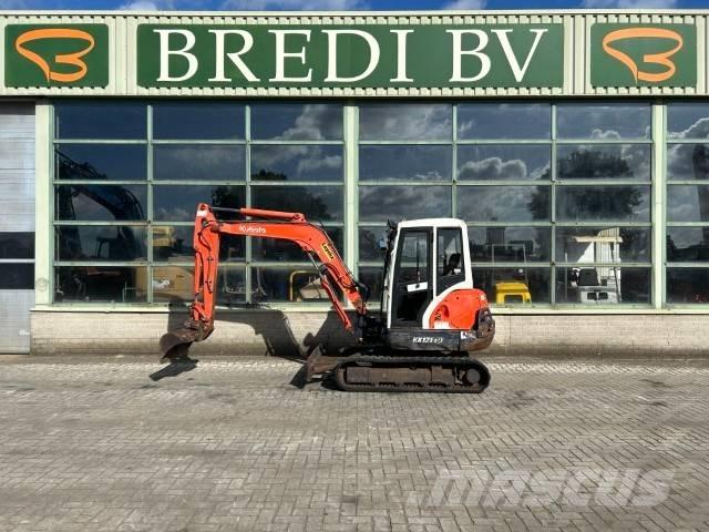 Kubota KX 121-3 Гусеничные экскаваторы