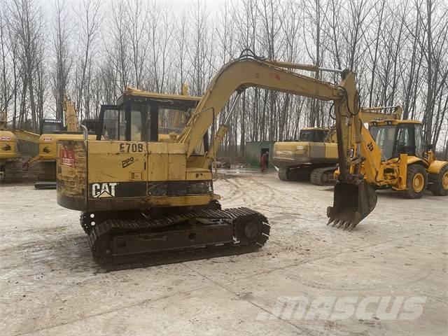 CAT E70B Гусеничные экскаваторы
