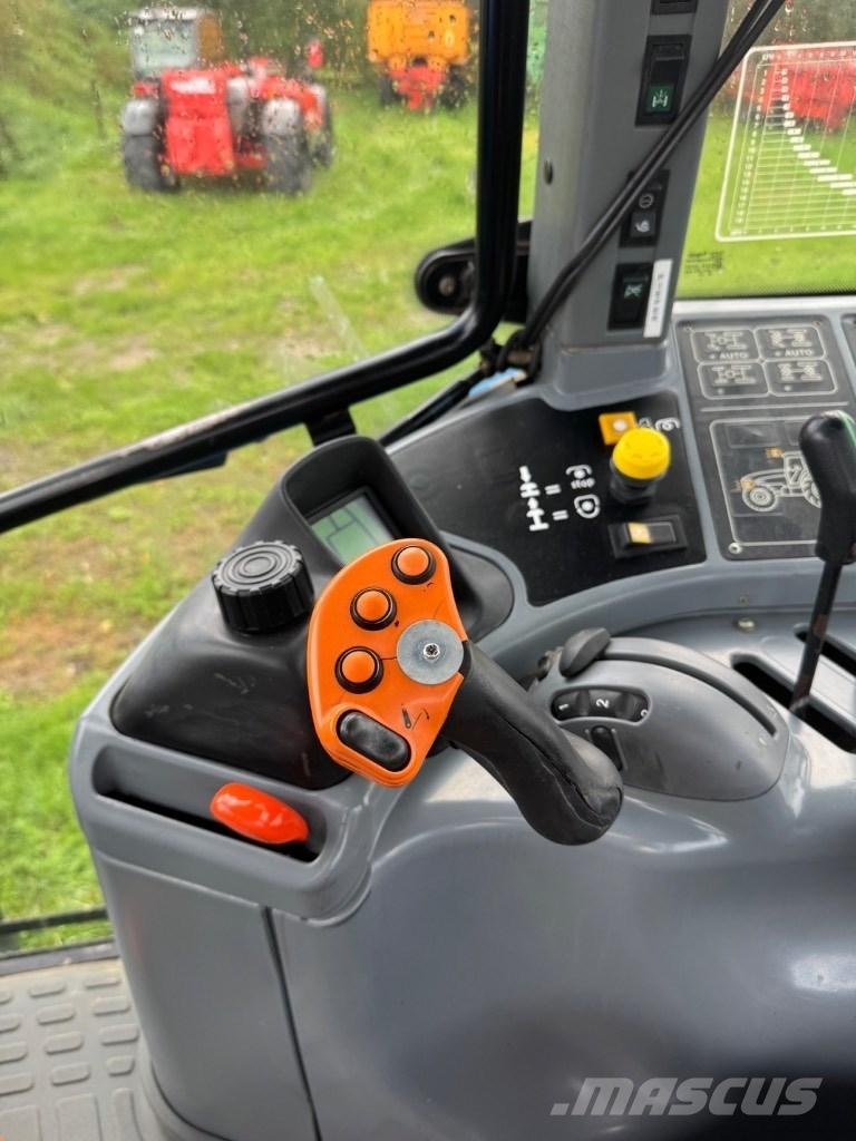 New Holland TM 175 Трактора