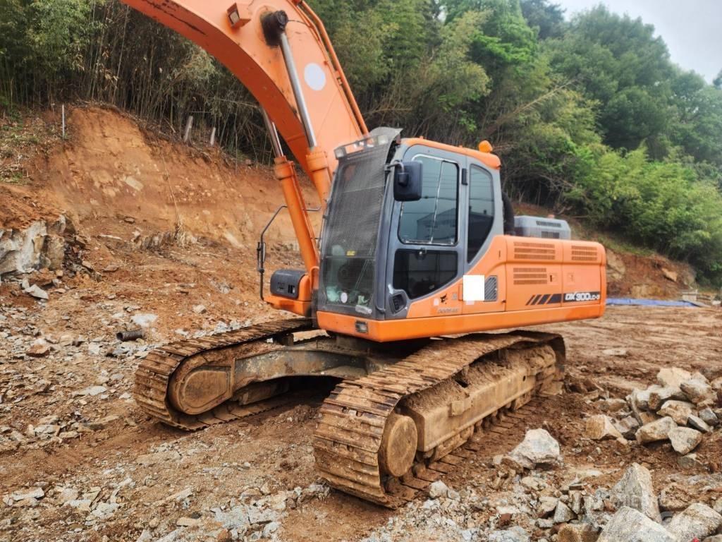 Doosan DX 300 LC-5 Гусеничные экскаваторы