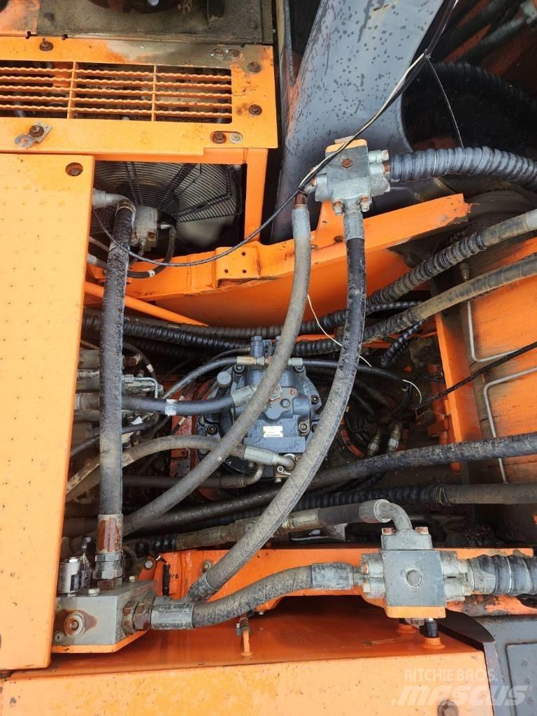 Doosan DX 300 LC-5 Гусеничные экскаваторы
