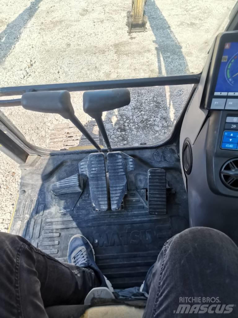 Komatsu PC 240 Гусеничные экскаваторы