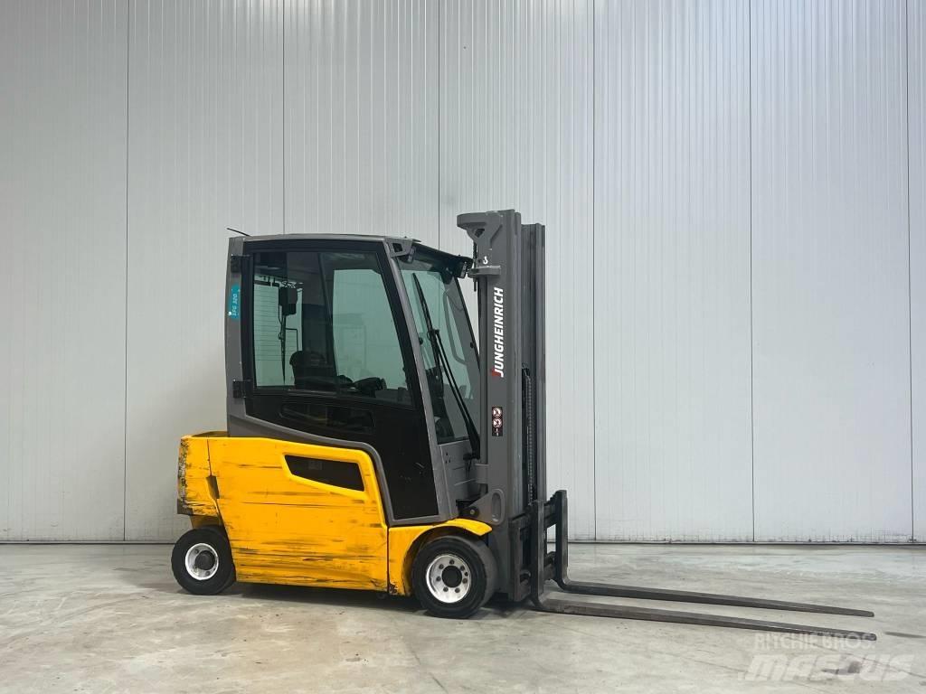 Jungheinrich EFG320 Электропогрузчики