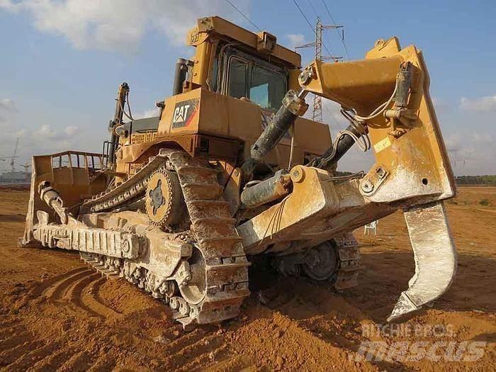 CAT D10 T Гусеничные бульдозеры