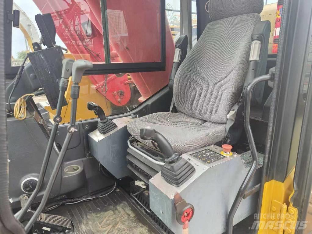 Sany SCC2000A Гусеничные краны