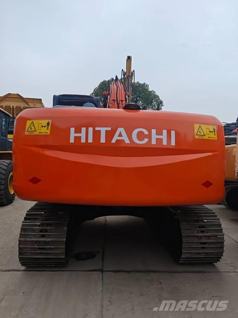 Hitachi ZX 210 Гусеничные экскаваторы