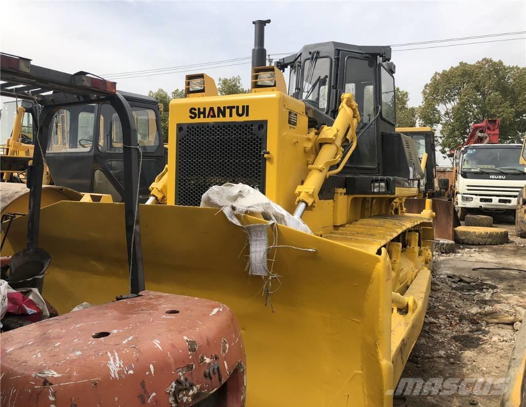 Shantui SD22 Гусеничные бульдозеры