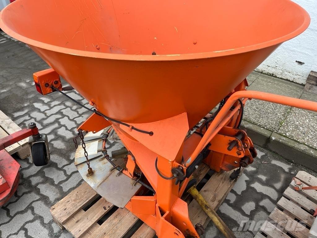 Amazone E+S 301 Пескоразбрасыватели
