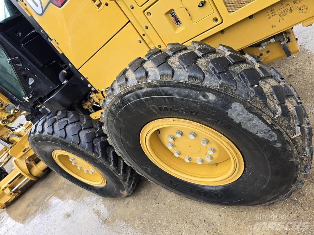CAT 150 Грейдеры