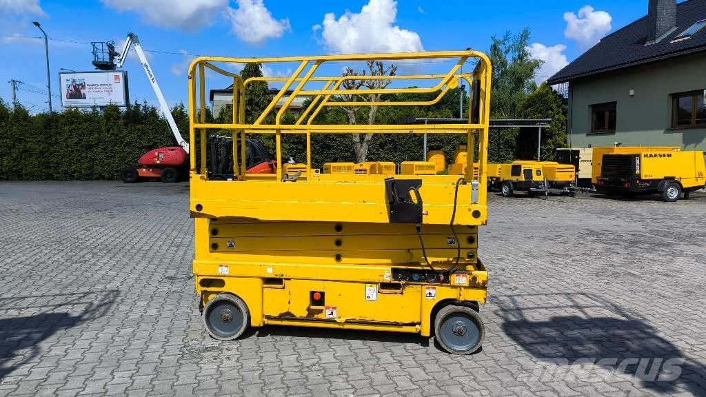 Haulotte Compact 10 Ножничные подъемники