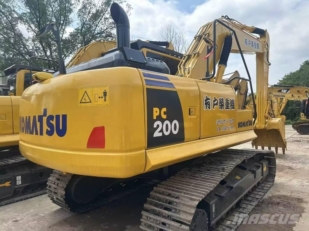 Komatsu PC 200-8N1 Гусеничные экскаваторы