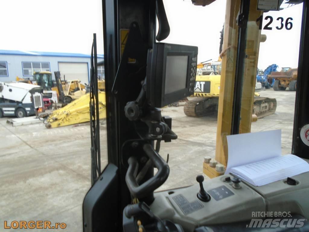 CAT D6N LGP Гусеничные бульдозеры