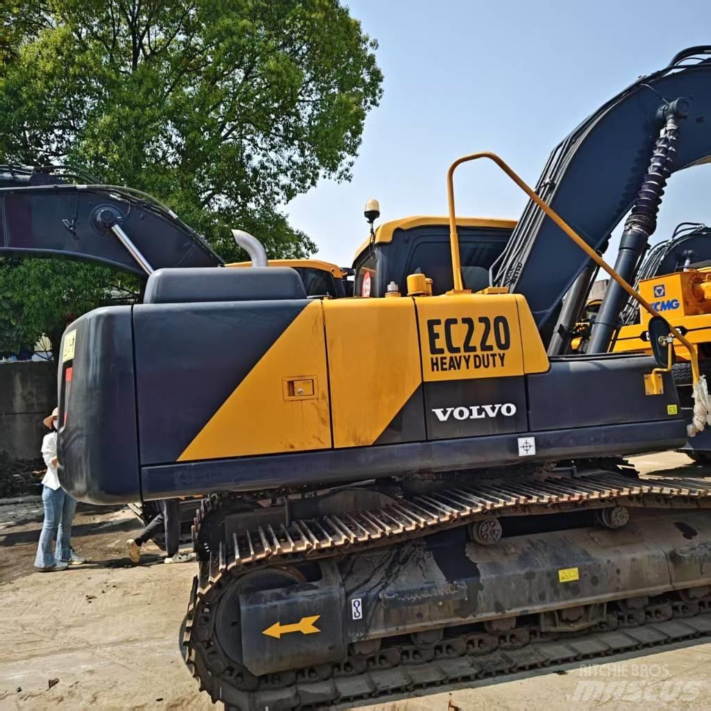 Volvo EC 220 Гусеничные экскаваторы