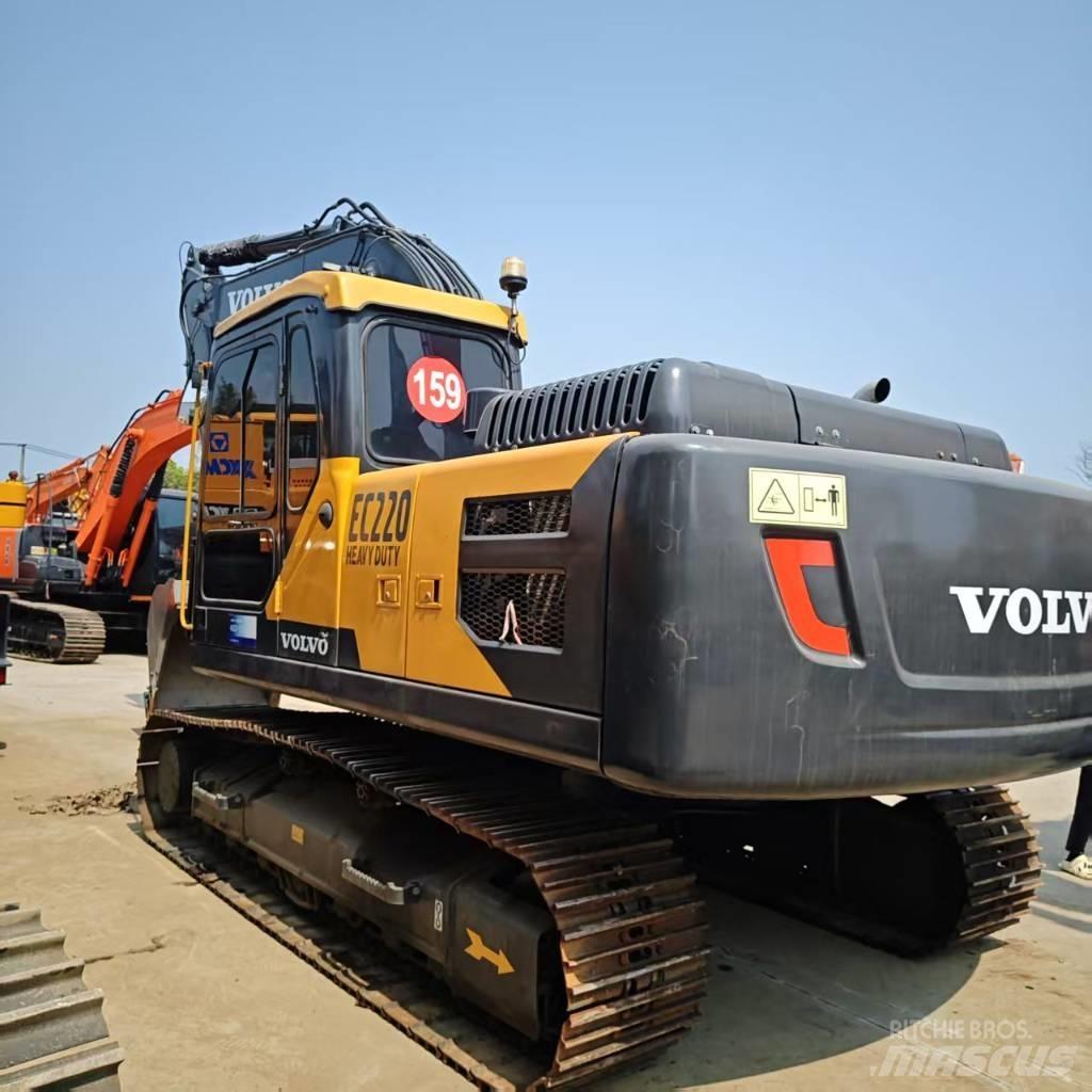 Volvo EC 220 Гусеничные экскаваторы