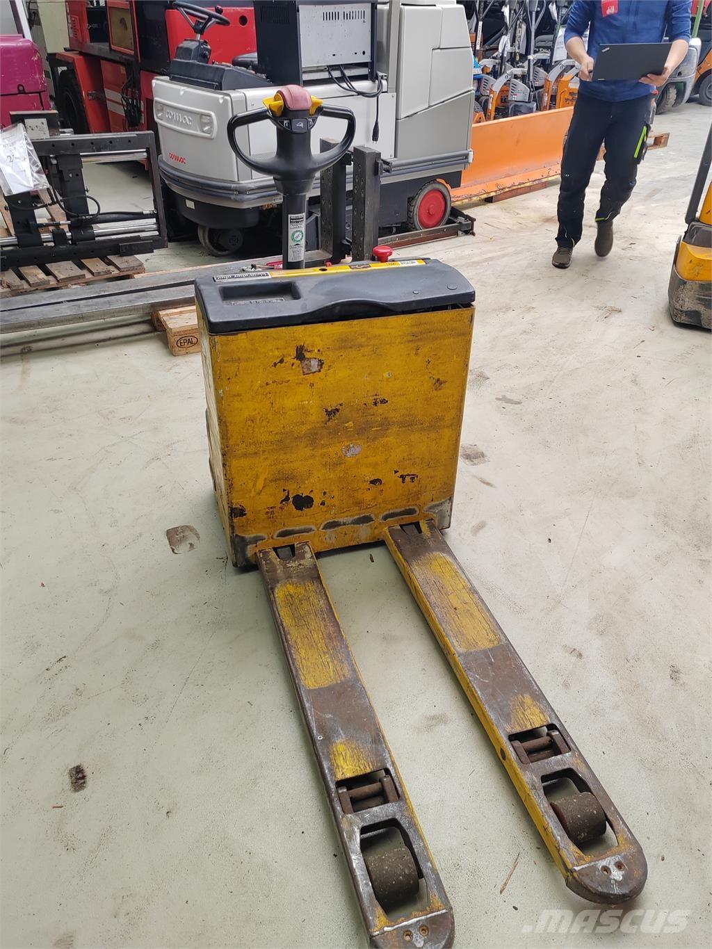 OM TL 18 Ручные штабелёры с электроподъёмом