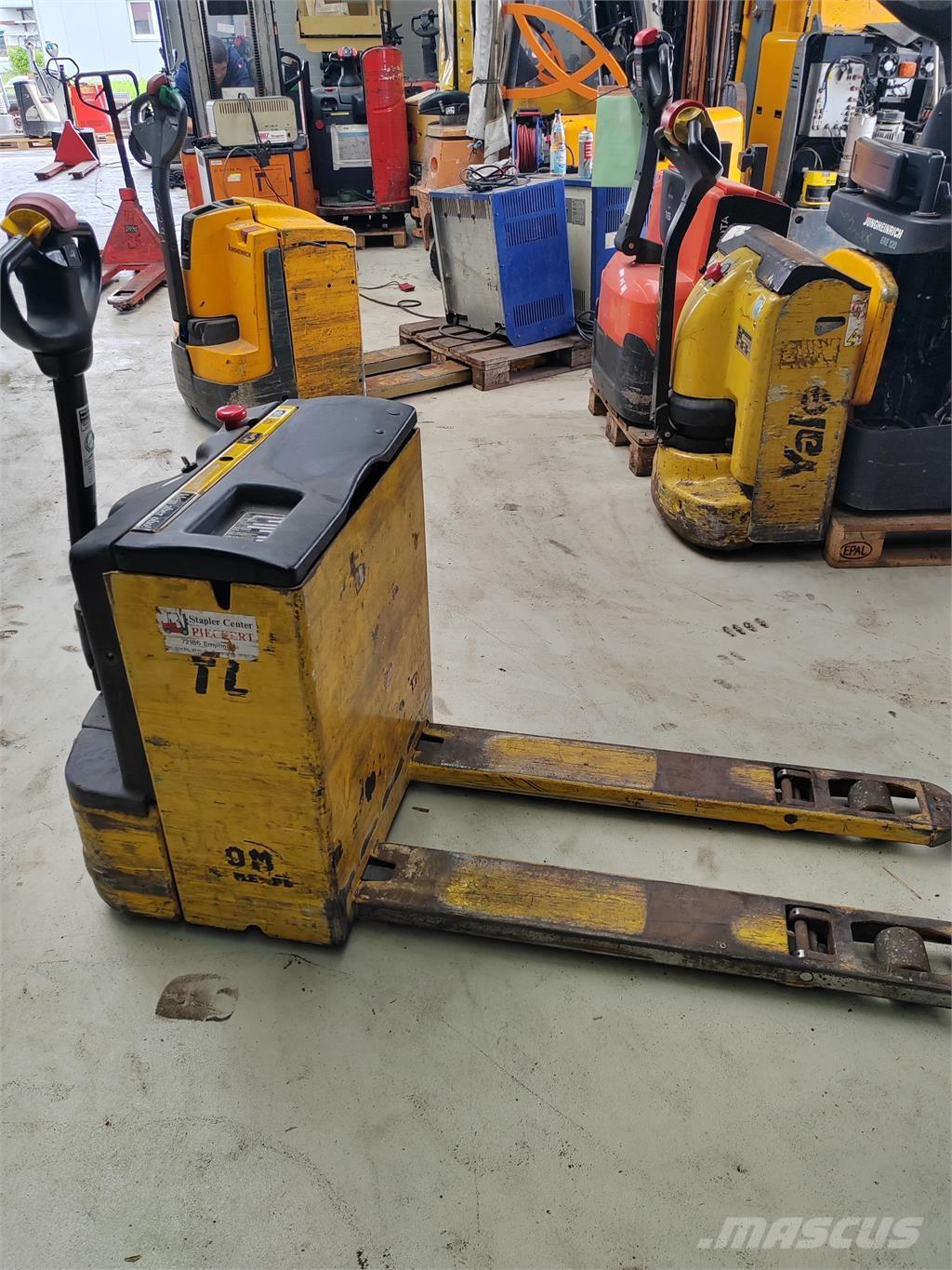 OM TL 18 Ручные штабелёры с электроподъёмом