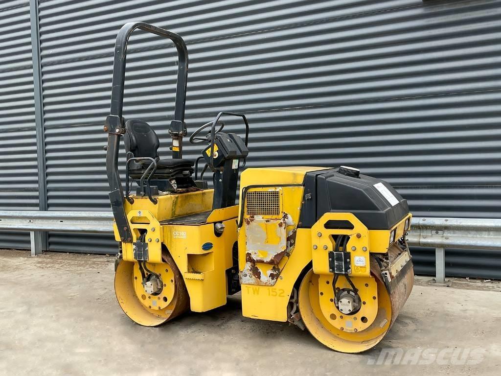 Dynapac CC102 Катки тротуарные