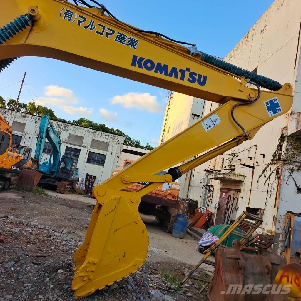 Komatsu PC 220 Гусеничные экскаваторы