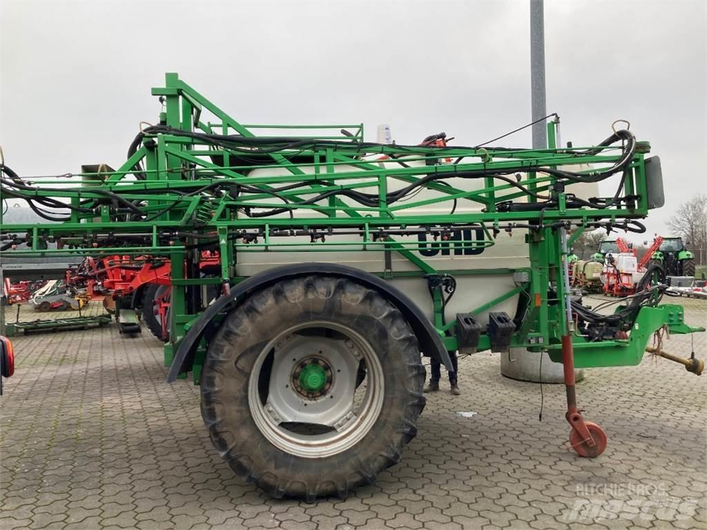CHD D 4027 Прицепные опрыскиватели