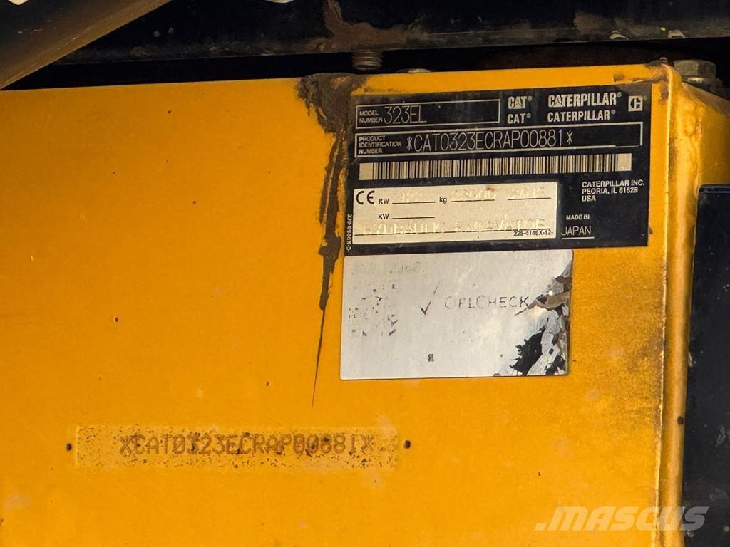 CAT 323EL Гусеничные экскаваторы