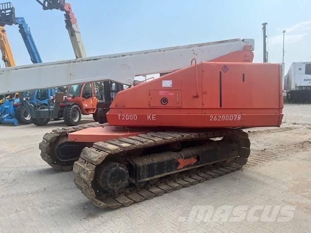 Aichi SR 182 Телескопические подъемники