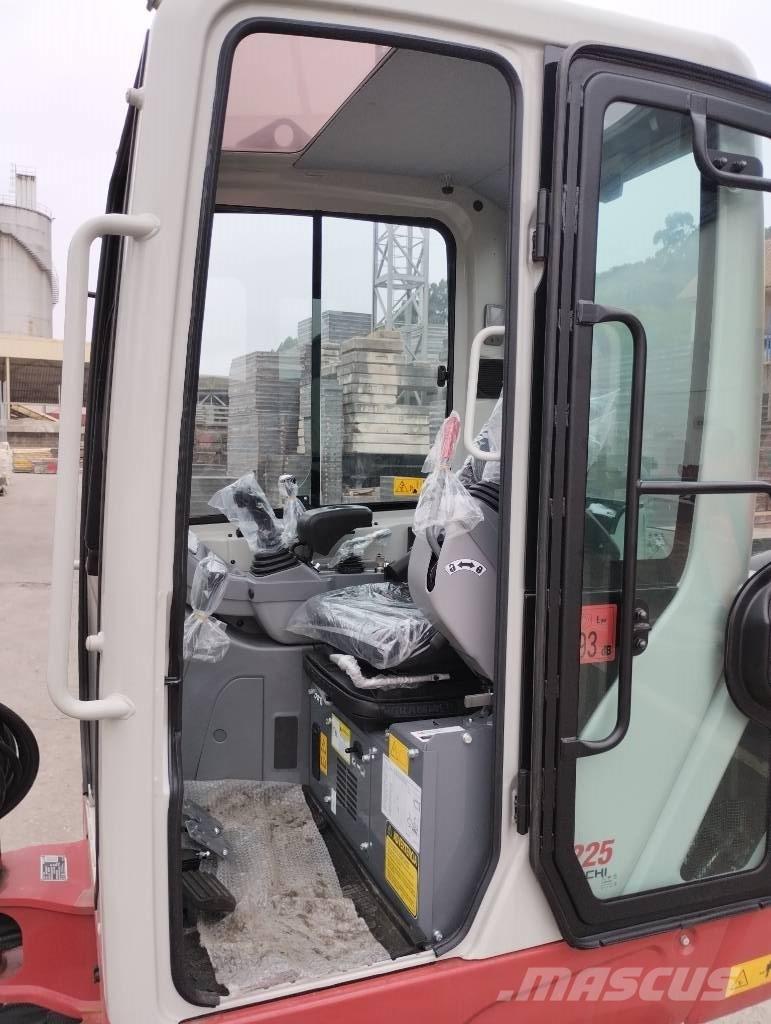 Takeuchi TB 225 Мини-экскаваторы