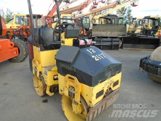 Bomag BW 900-2 Катки тротуарные