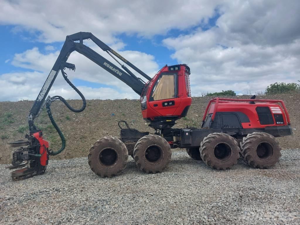 Komatsu 931XC-2 Харвестеры