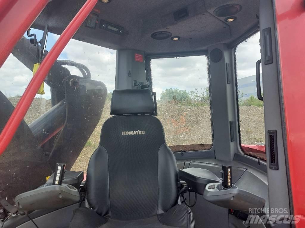 Komatsu 931XC-2 Харвестеры