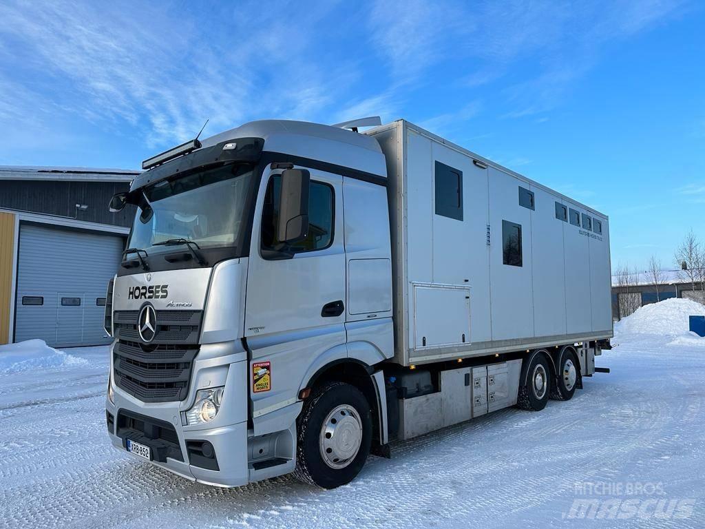 Mercedes-Benz Actros Автомобили для перевозки животных