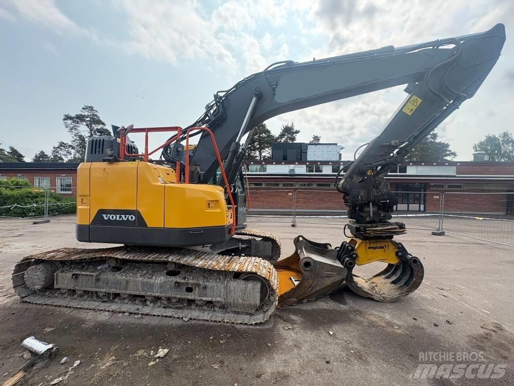 Volvo ECR 235 EL Гусеничные экскаваторы