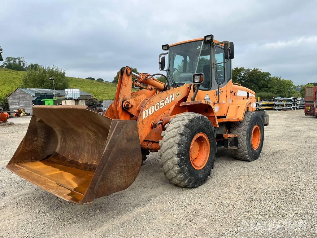 Doosan DL 200 Фронтальные погрузчики