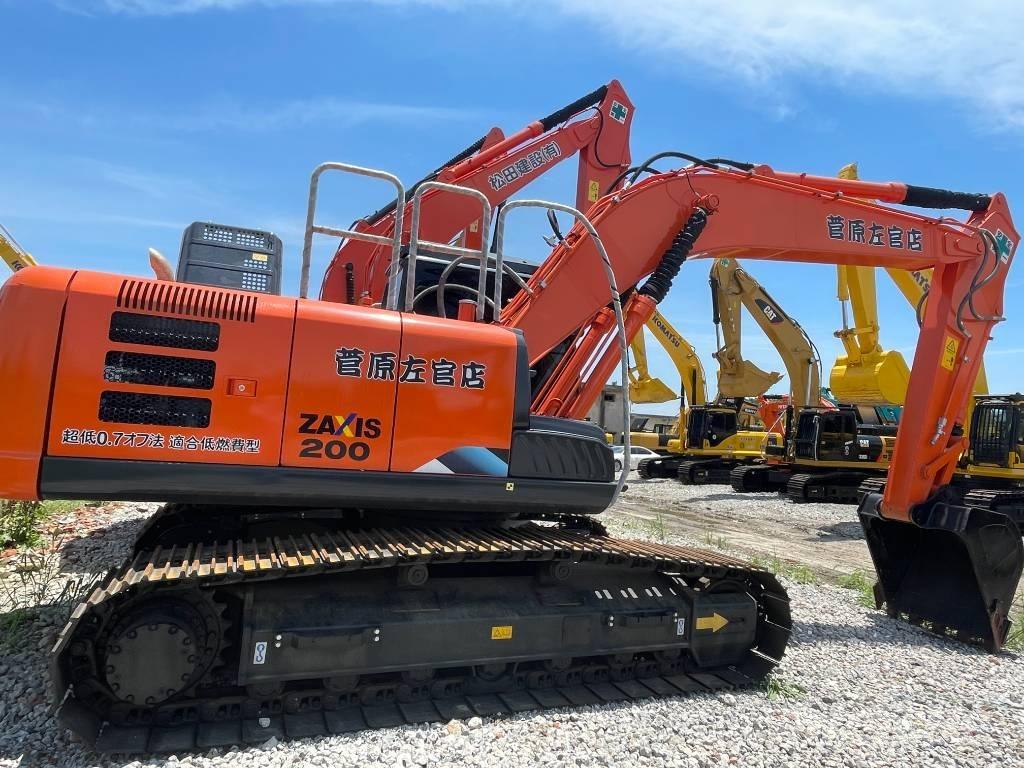 Hitachi ZX200 Гусеничные экскаваторы