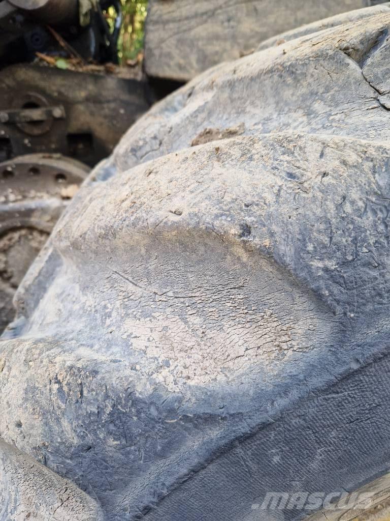 John Deere 1270 D Харвестеры