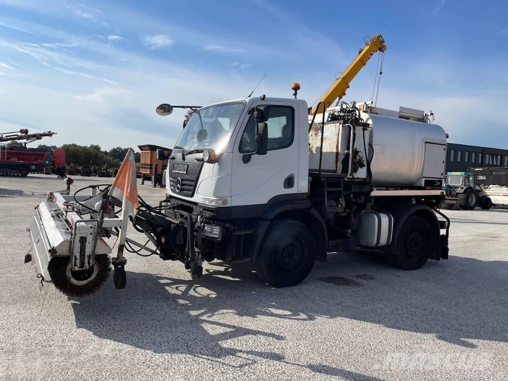 Unimog U20 Bluetec 5 Автогудронаторы