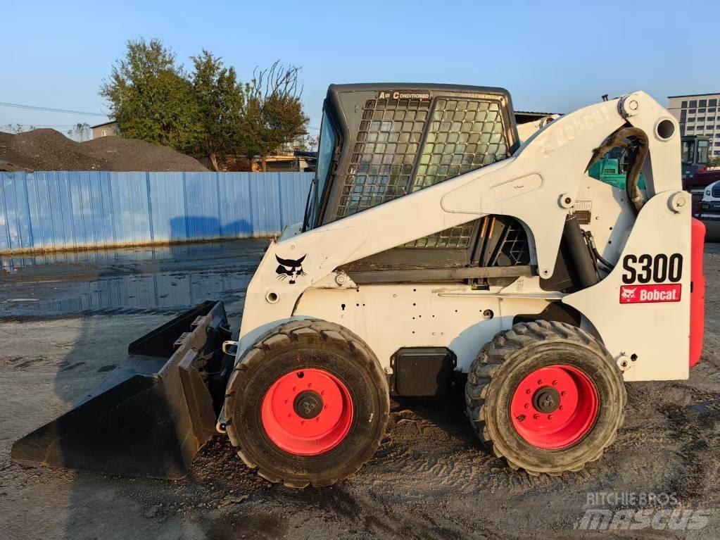 Bobcat S 300 Мини-погрузчики
