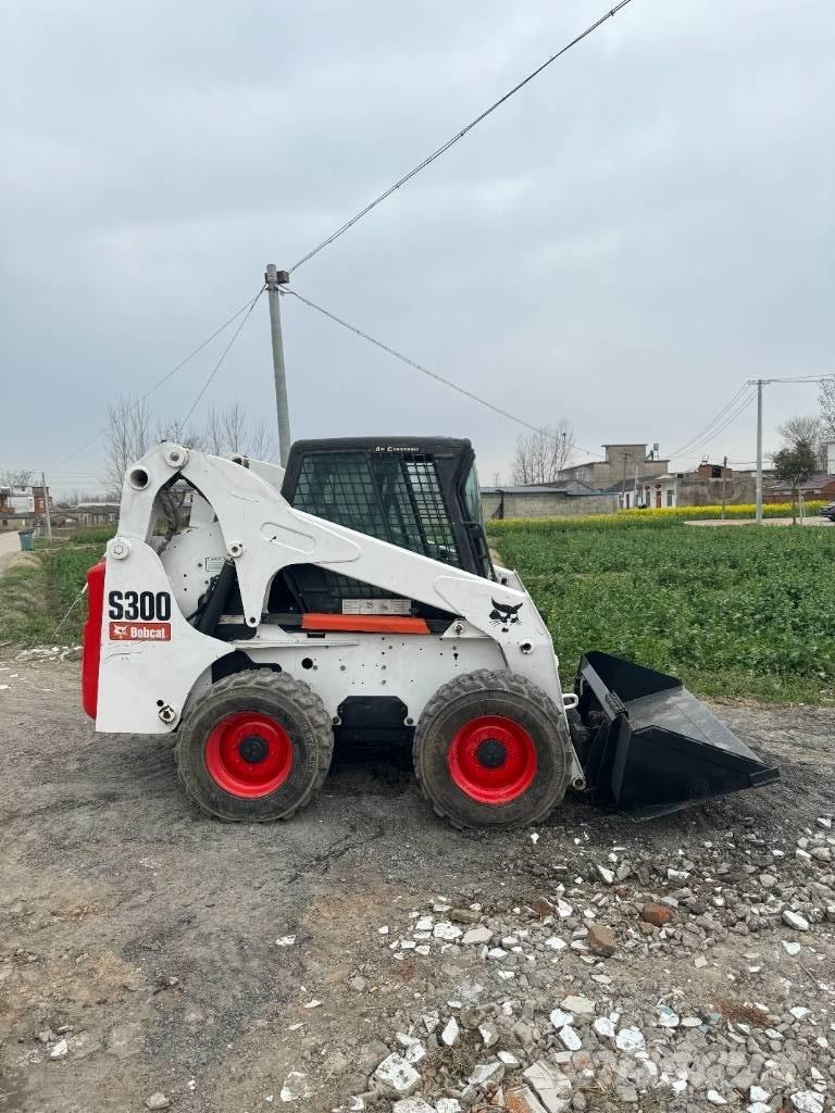 Bobcat S 300 Мини-погрузчики