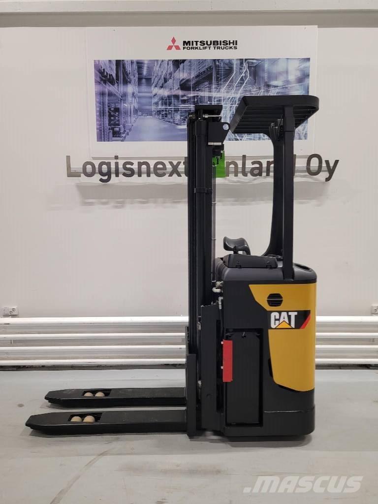 CAT NSR 16NI Самоходные электроштабелёры