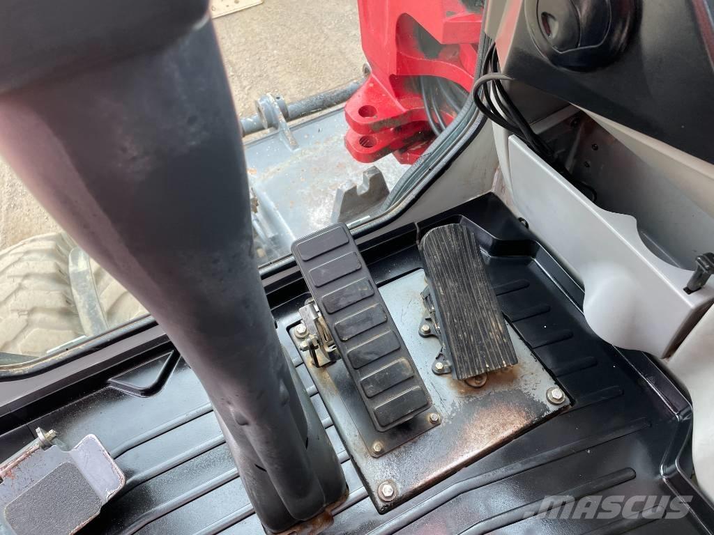 Takeuchi TB 295 W Колёсные экскаваторы