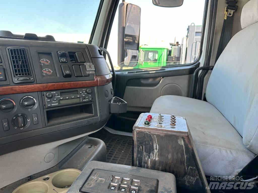 Volvo VHD Мусоровозы