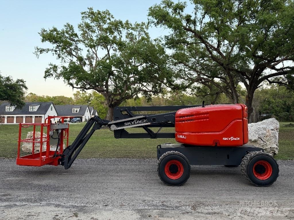SkyJack SJ 46 AJ Коленчатые подъемники