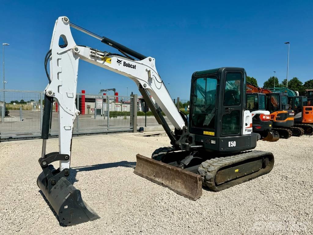 Bobcat E 50 EM Мини-экскаваторы
