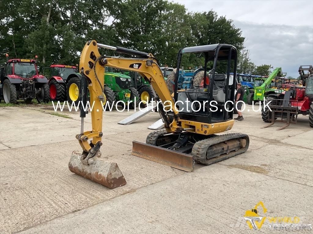 CAT 302.7 D CR Мини-экскаваторы