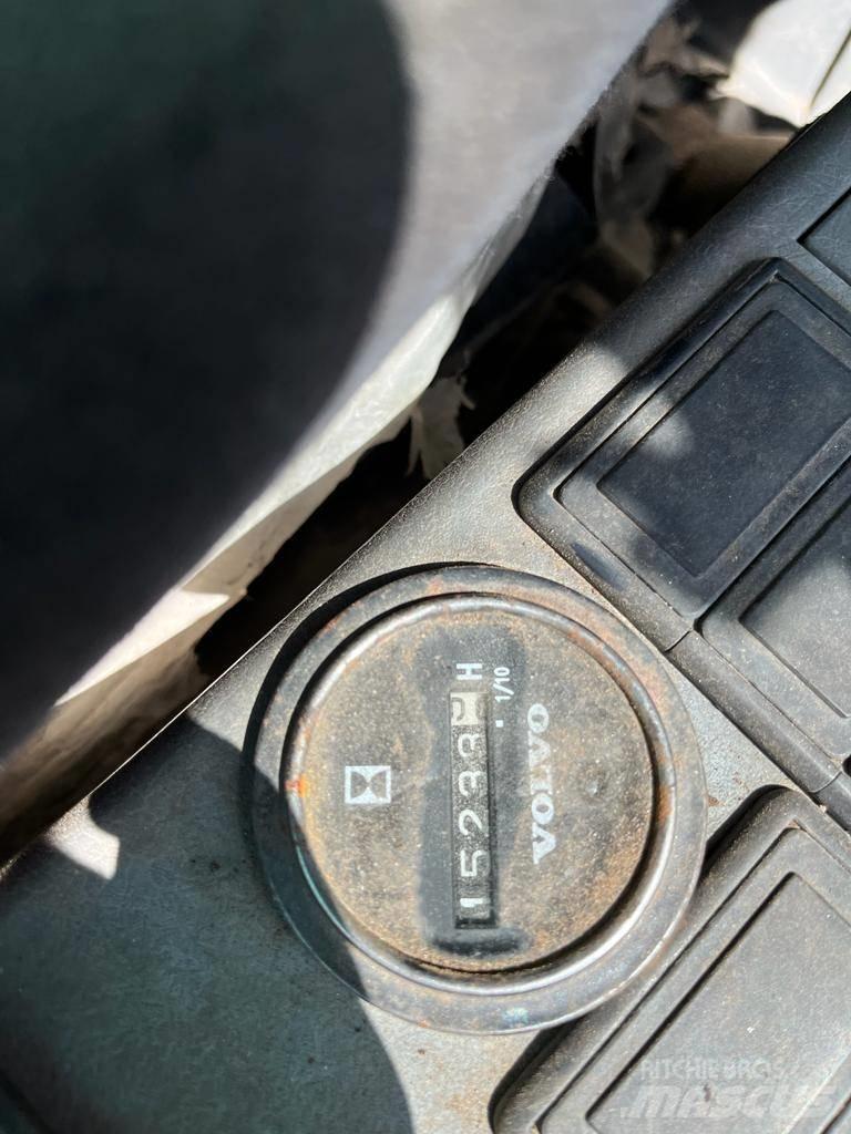 Volvo EC 700 B LC Гусеничные экскаваторы